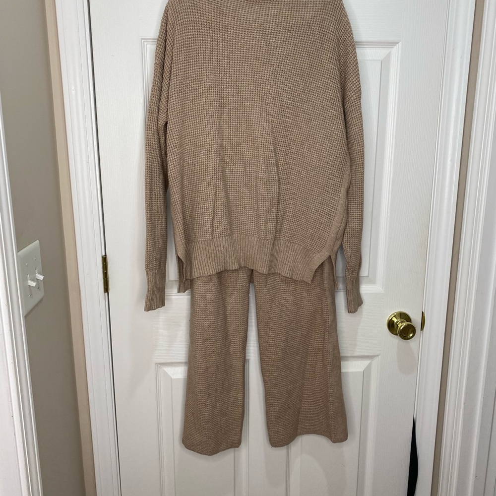 Tan Knit Sweater and Pants Set - Picture 6 of 13